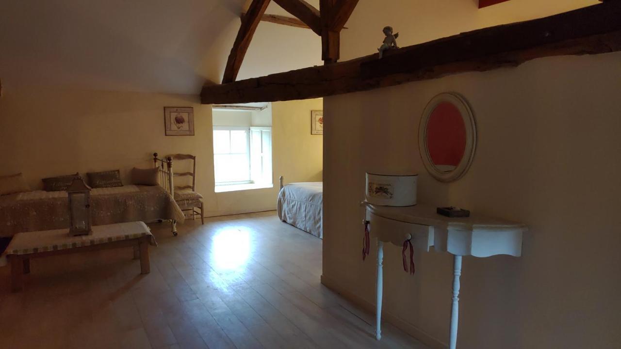 Le Manoir De Gatines Bed & Breakfast Tigne Exterior photo