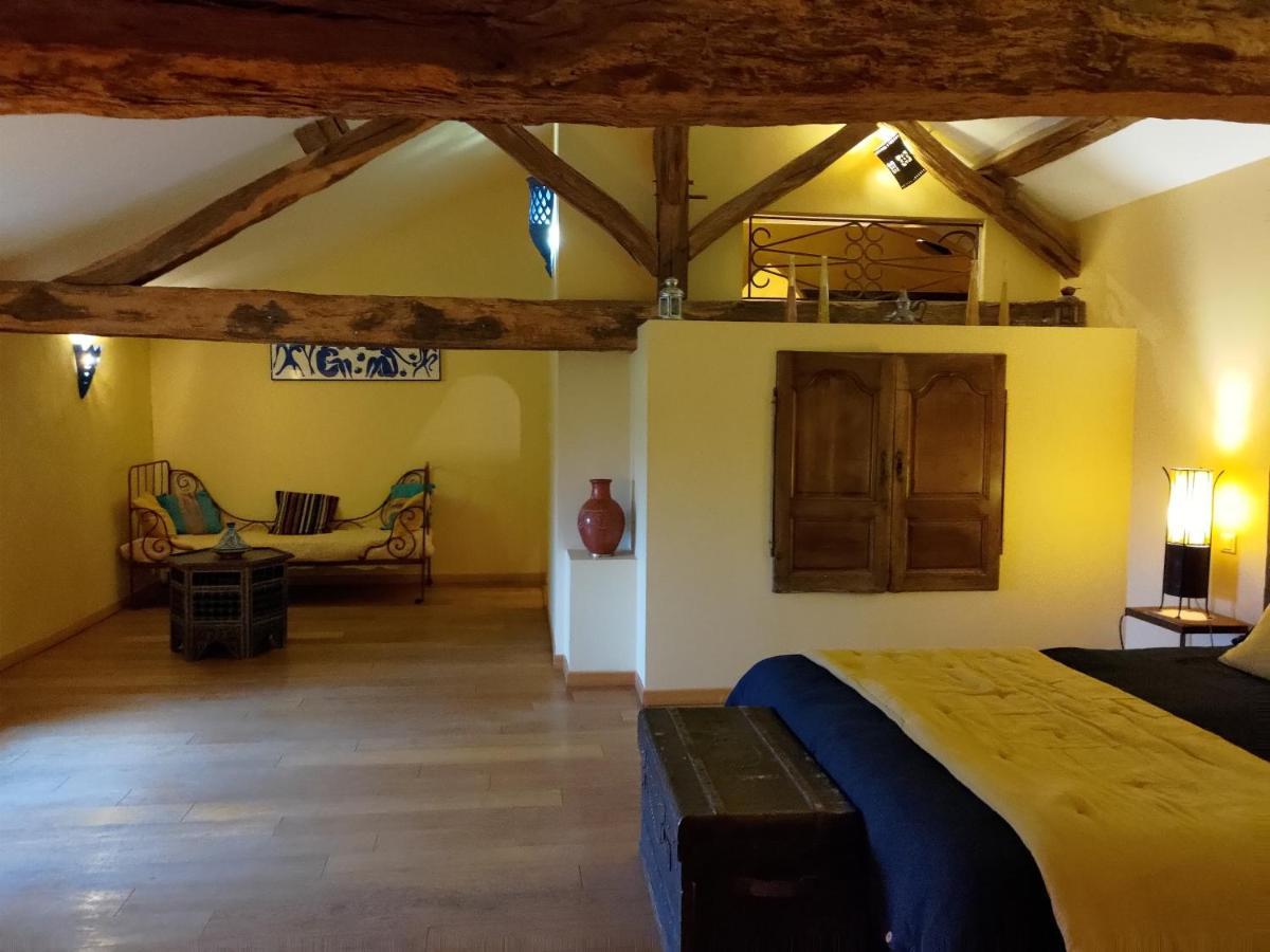 Le Manoir De Gatines Bed & Breakfast Tigne Exterior photo